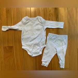 2/25$ Gap baby long-sleeved bodysuit/onesie and pants, size 3-6 months